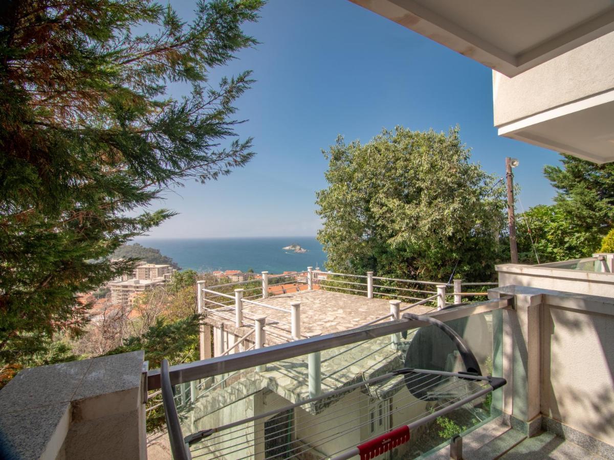 Mum'S Apartment Petrovac Екстериор снимка