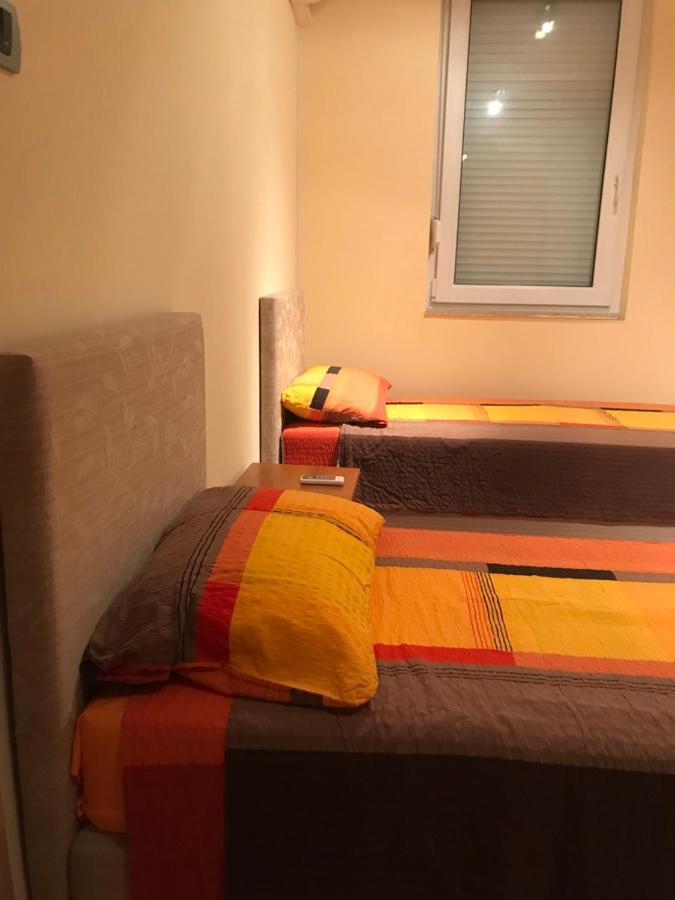 Mum'S Apartment Petrovac Екстериор снимка