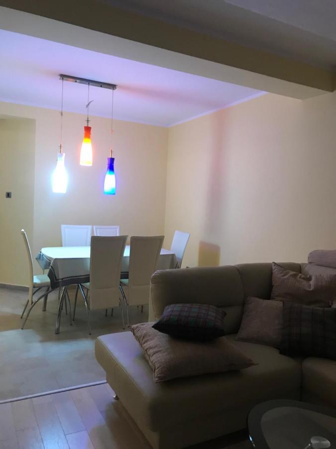 Mum'S Apartment Petrovac Екстериор снимка
